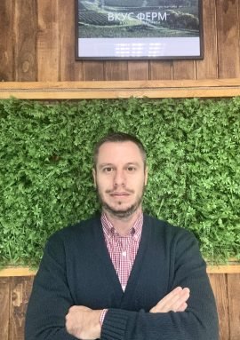 Филип Козаров
